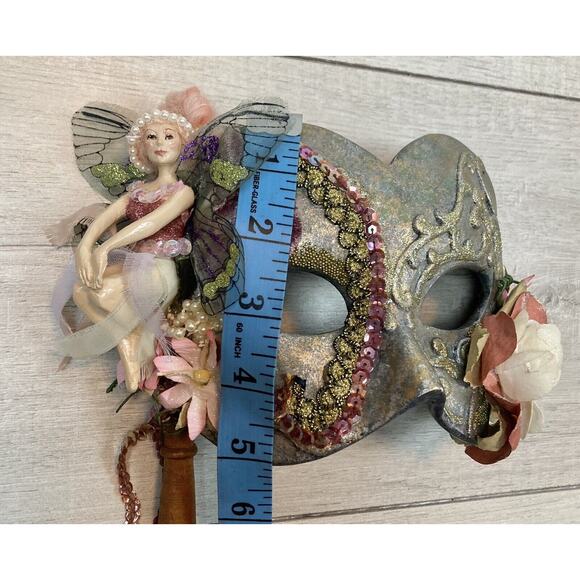 Katherine’s Collection Mask Masquerade Mardi Gras Fairy Gold Sequins Flowers - Picture 12 of 16